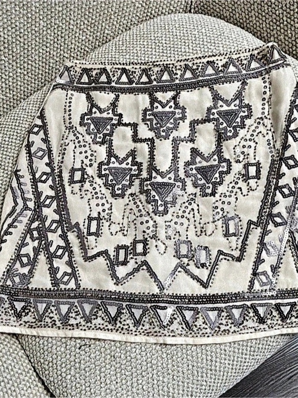 Skies Are Blue Women’s Ivory Geometric Sequin Beaded Lined Zip Mini Skirt XS
